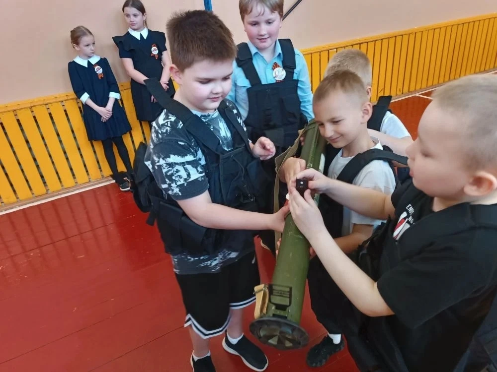 ⭐ В Стригуновской школе юнармейцы показали, что память в надёжных руках  В преддверии 81-й годовщины