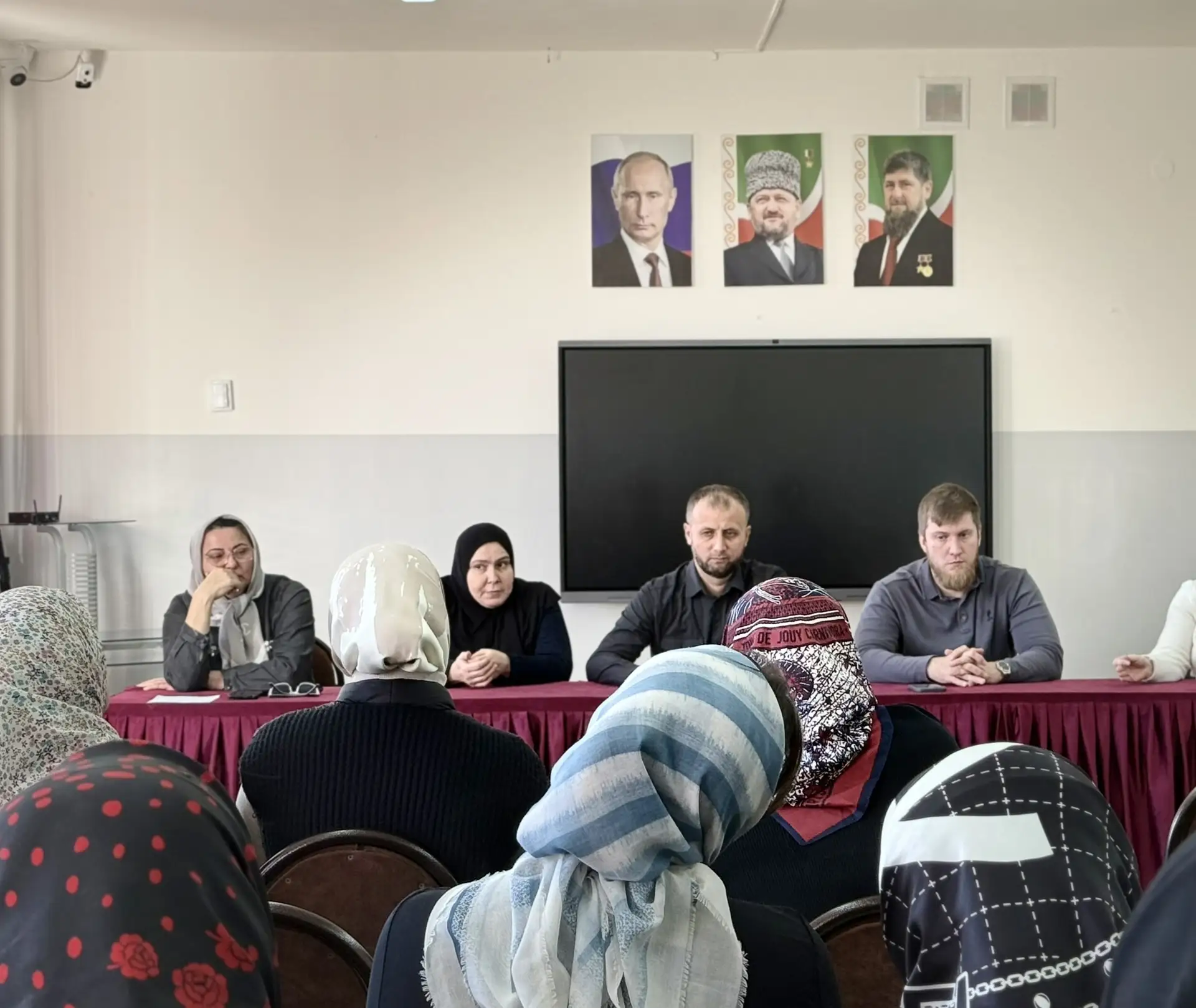 В МБОУ «СОШ №65» города Грозного состоялся педагогический совет по итогам первого полугодия учебного