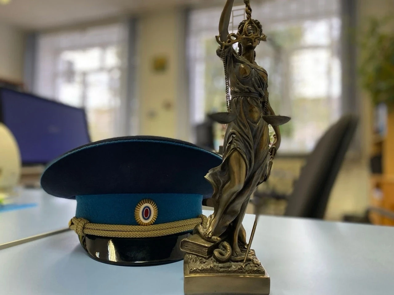 👮‍♀️ Продолжается прием заявок на конкурс научных работ