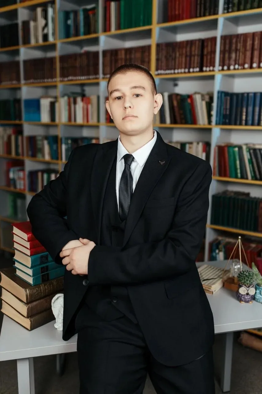 Фёдоров Матвей, выпускник 11 класса, рассказывает о своем успехе🌟

-Матвей, ты подтвердил свою засл