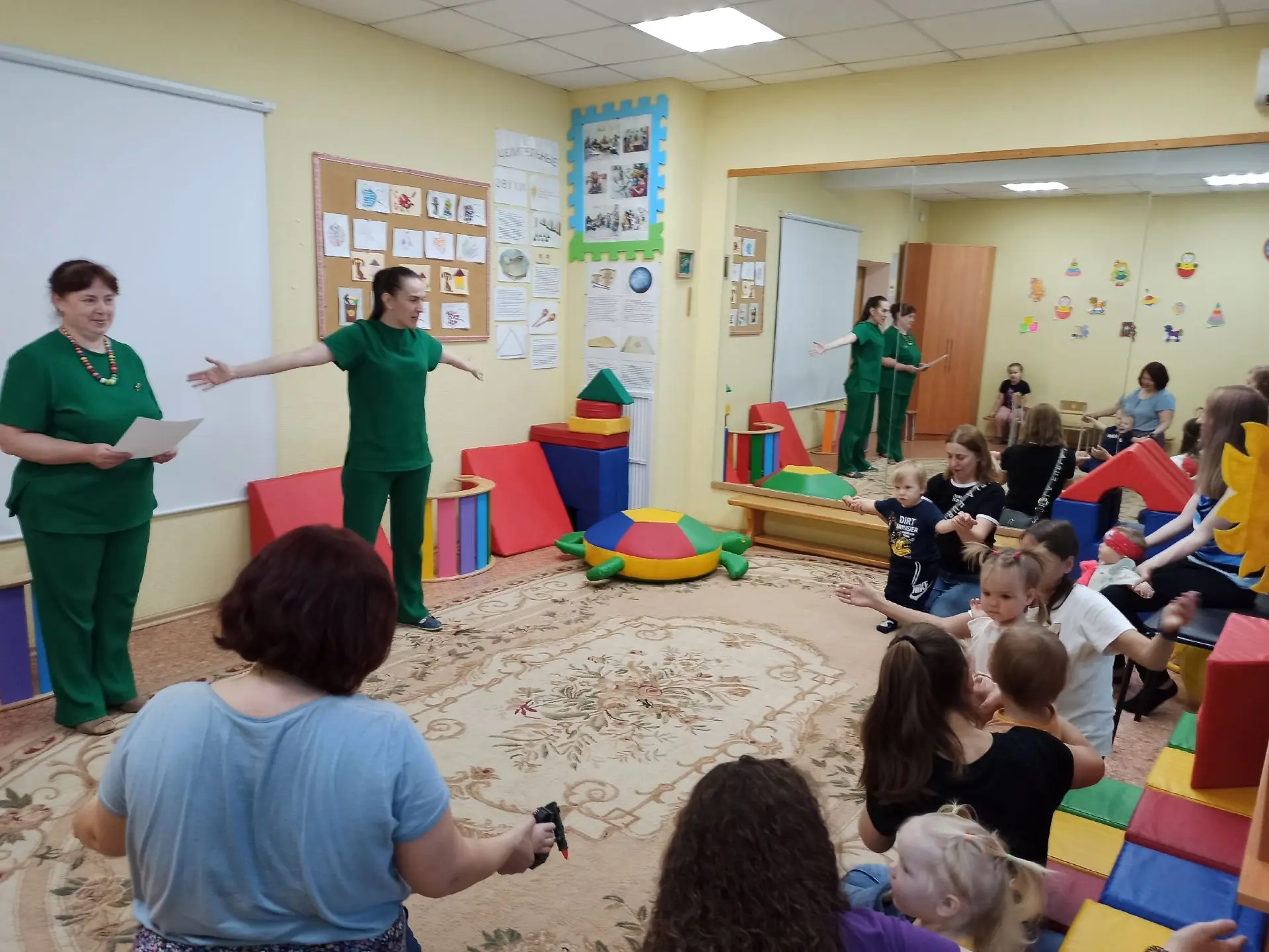 Для самых маленьких ребят в Центре «Здоровье» прошло праздничное мероприятие «Праздник ...