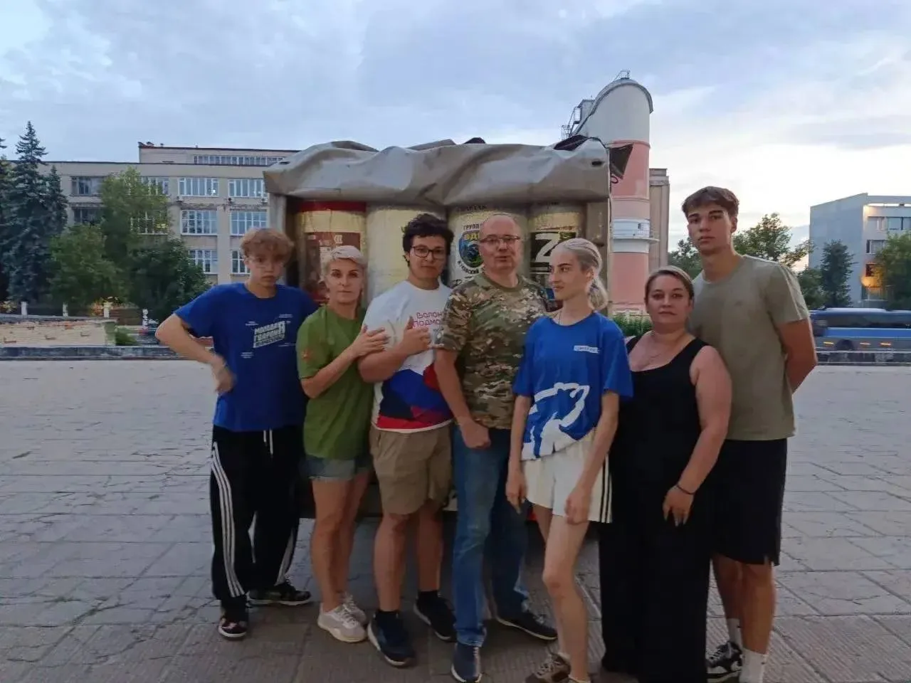 Отправили тонну гумпомощи в Курскую и Белгородскую области