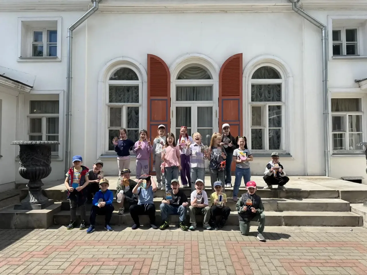 Как одна Россия собрала в себе сотню миров 🌍🍊Сегодня ребята из лагеря «Апельсин» отпр...