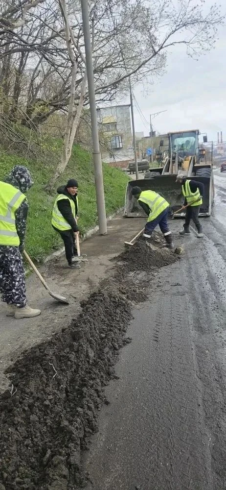 Город день за днем ⁣ 25 мая 2026 года ⁣ Дорожные службы Петропавловска‑Камчатского продолжают планов