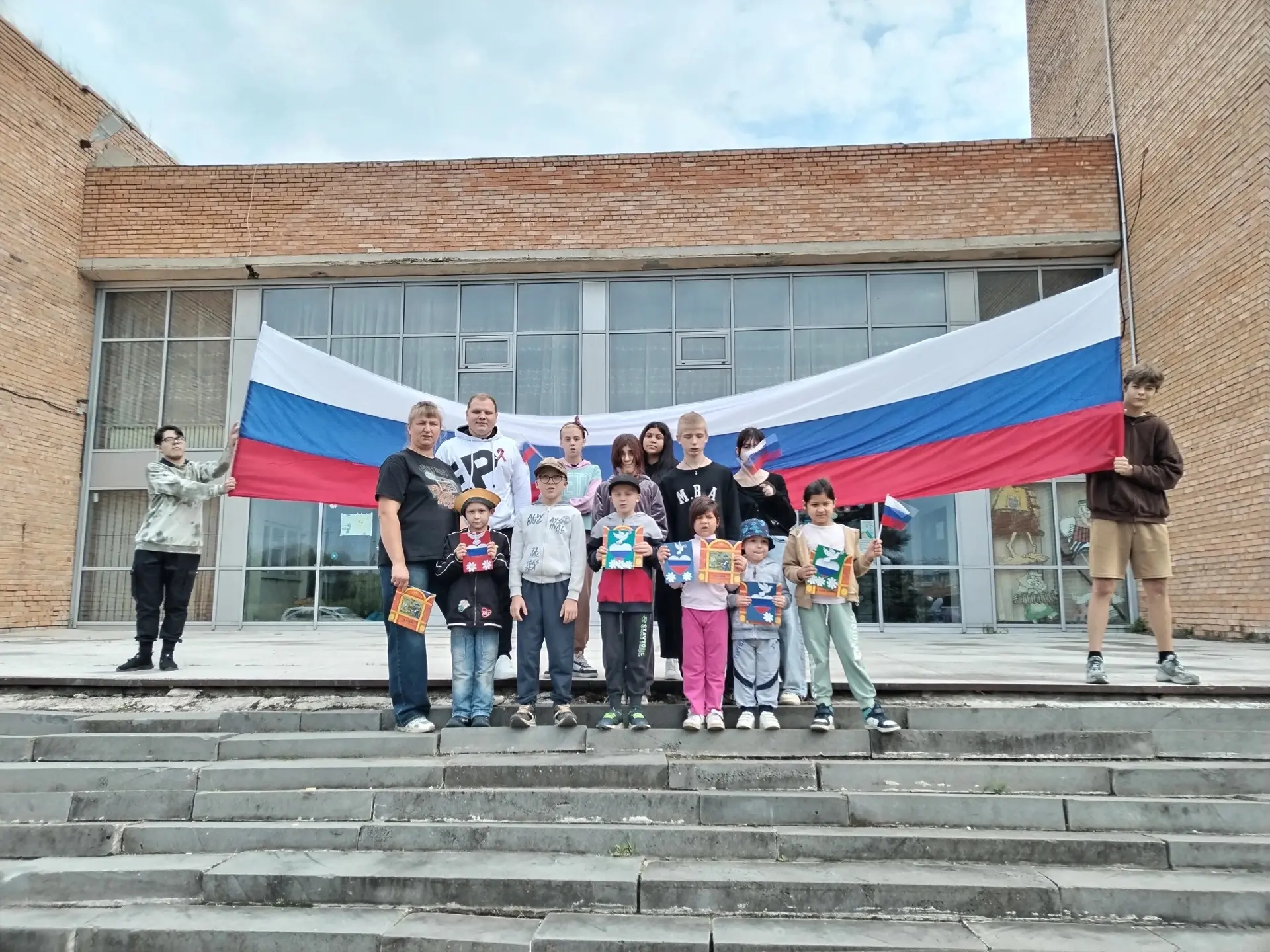 ✅🇷🇺 Ежегодно 22 августа в России отмечается День Государственного флага Российской Фе...