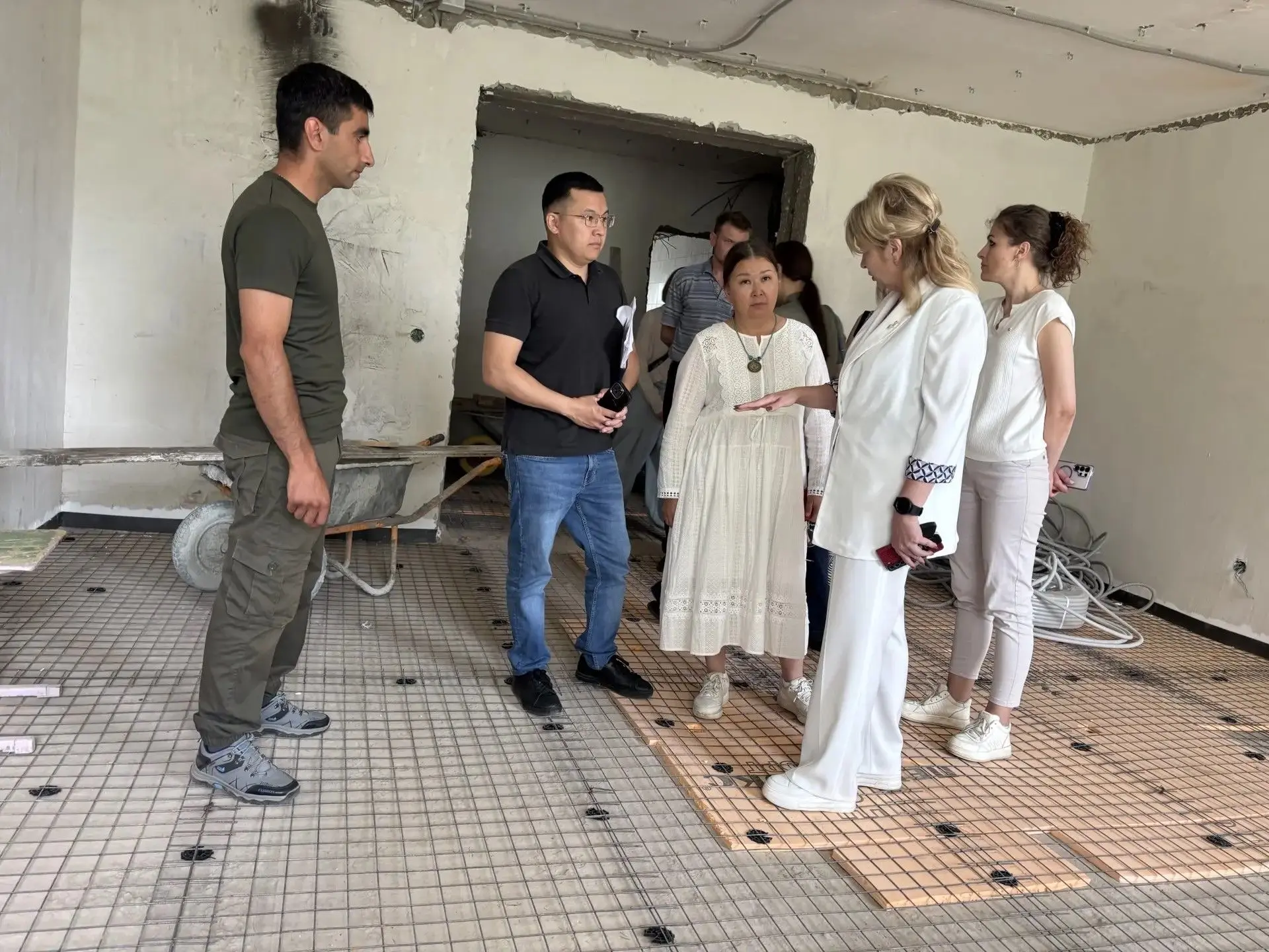В рамках рабочего визита в Нерюнгринский район Южно-Якутский технологический колледж посетил Министр