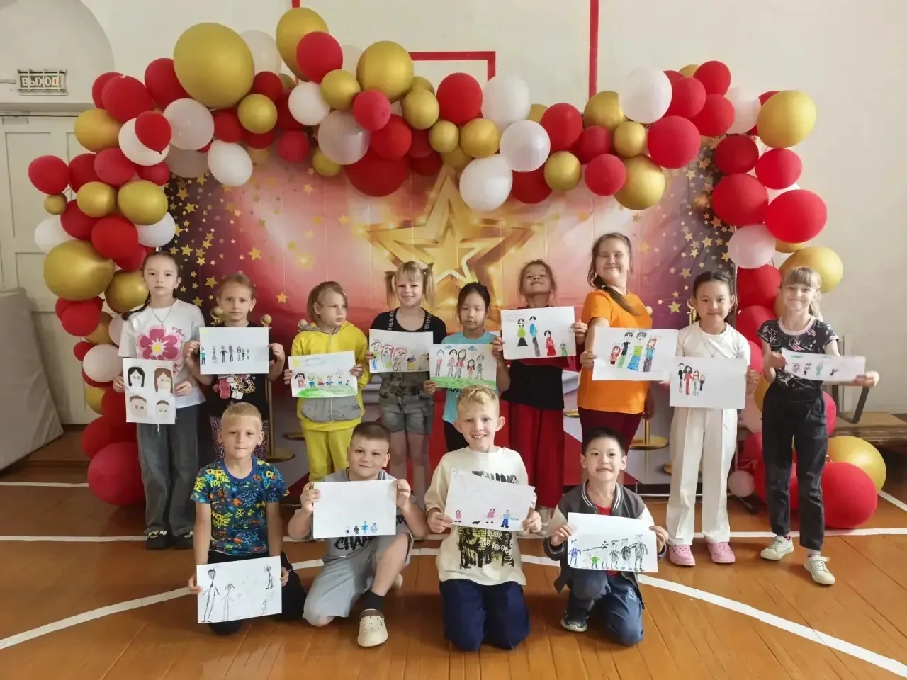 🏡 По-семейному тепло и безопасно: 15 июня в нашем лагере! ☀️

Новая неделя началась под девизом «Я 