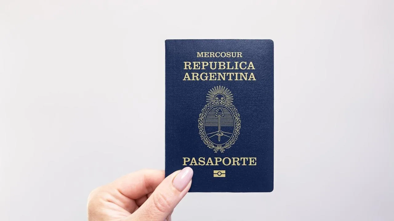 🇦🇷❗️ Аргентина начнёт выдавать «золотые паспорта» за $350 тыс. Программу анонсировали...