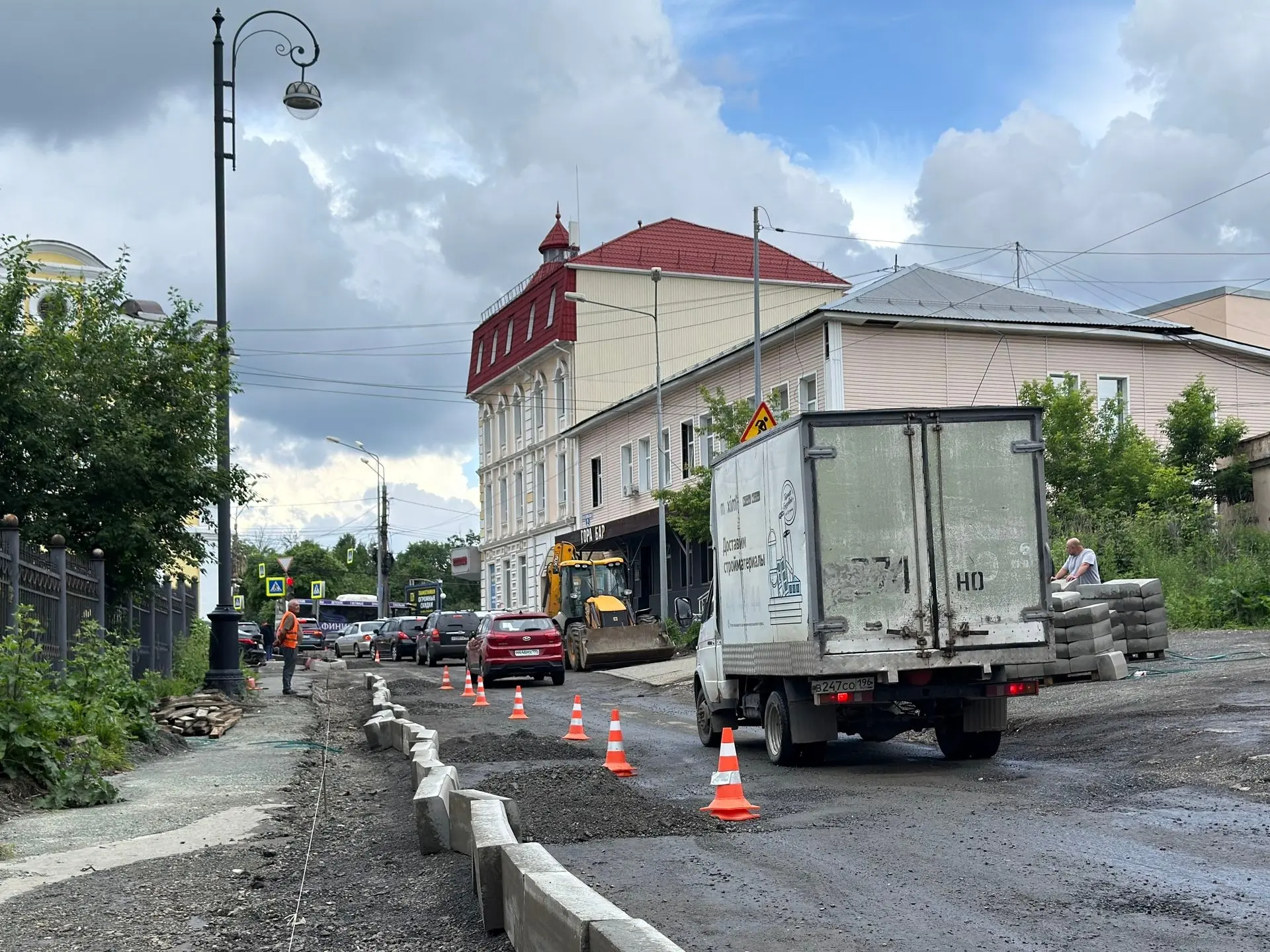 Все новости Нижнего Тагила

🚧Асфальт, ливнёвки и подпорные стенки: обзор дорожных ремонтов Тагила-2
