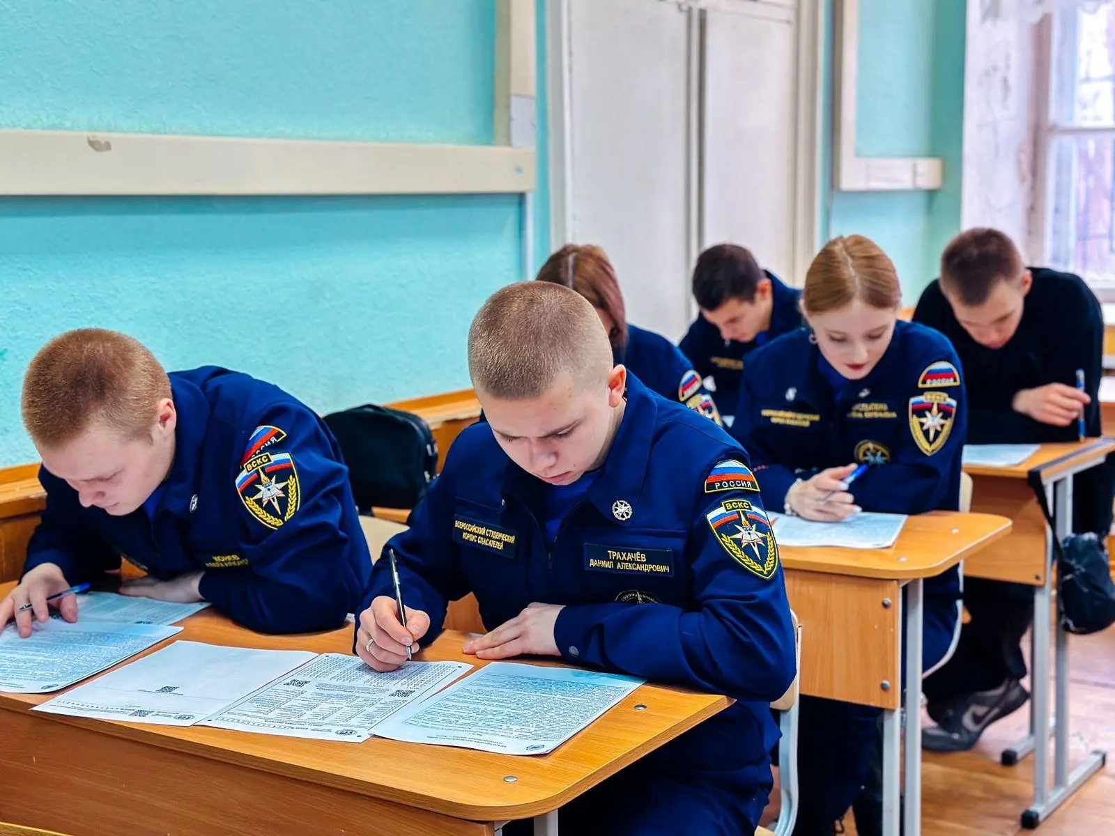 Дорогие студенты, будущие коллеги!  Сегодня у вас замечательный праздник и повод для гордости - День