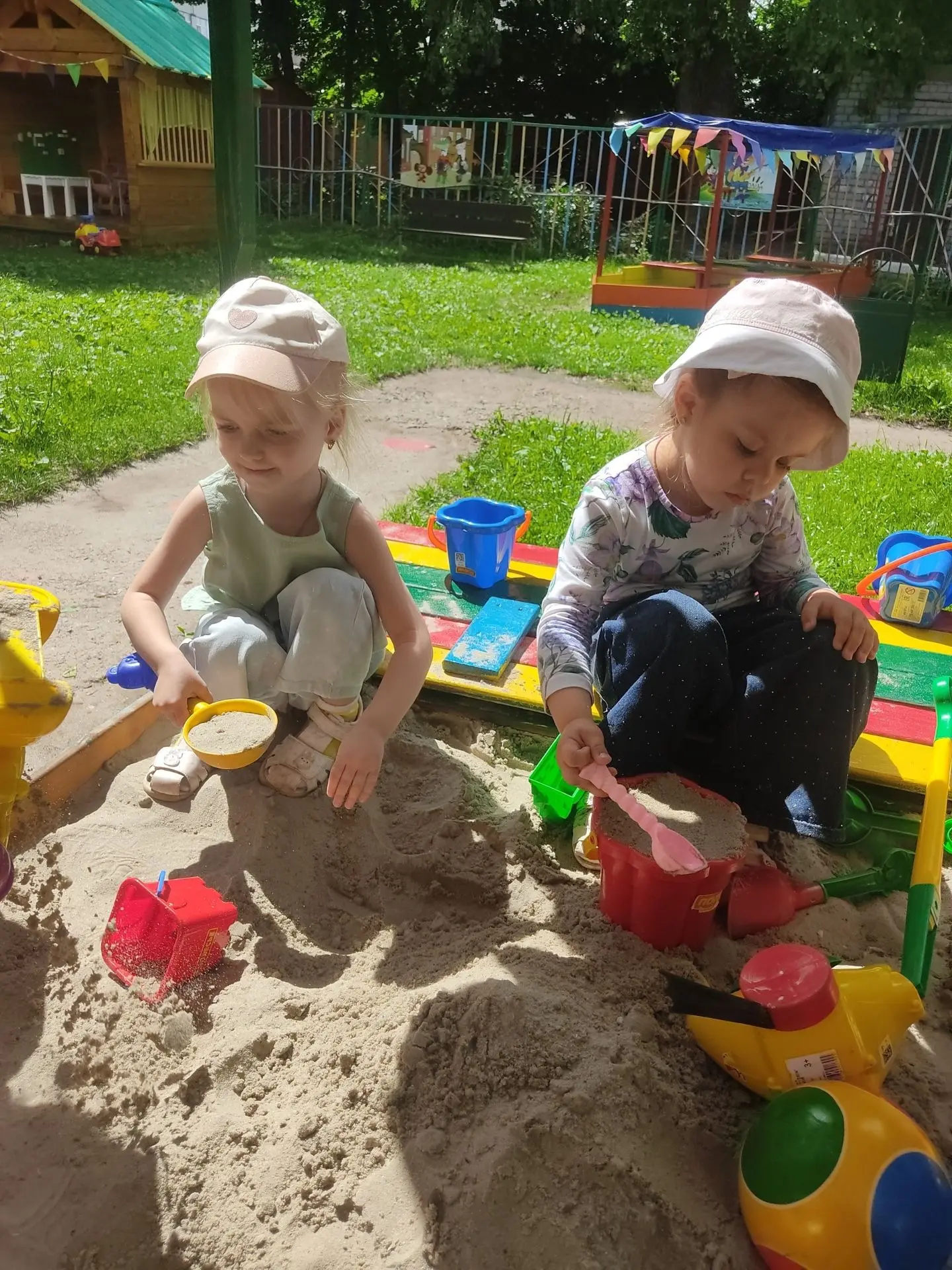 ☀Лето в детском саду — это море счастья и беззаботных мгновений! 
В группе «Котятки» каждый день — м