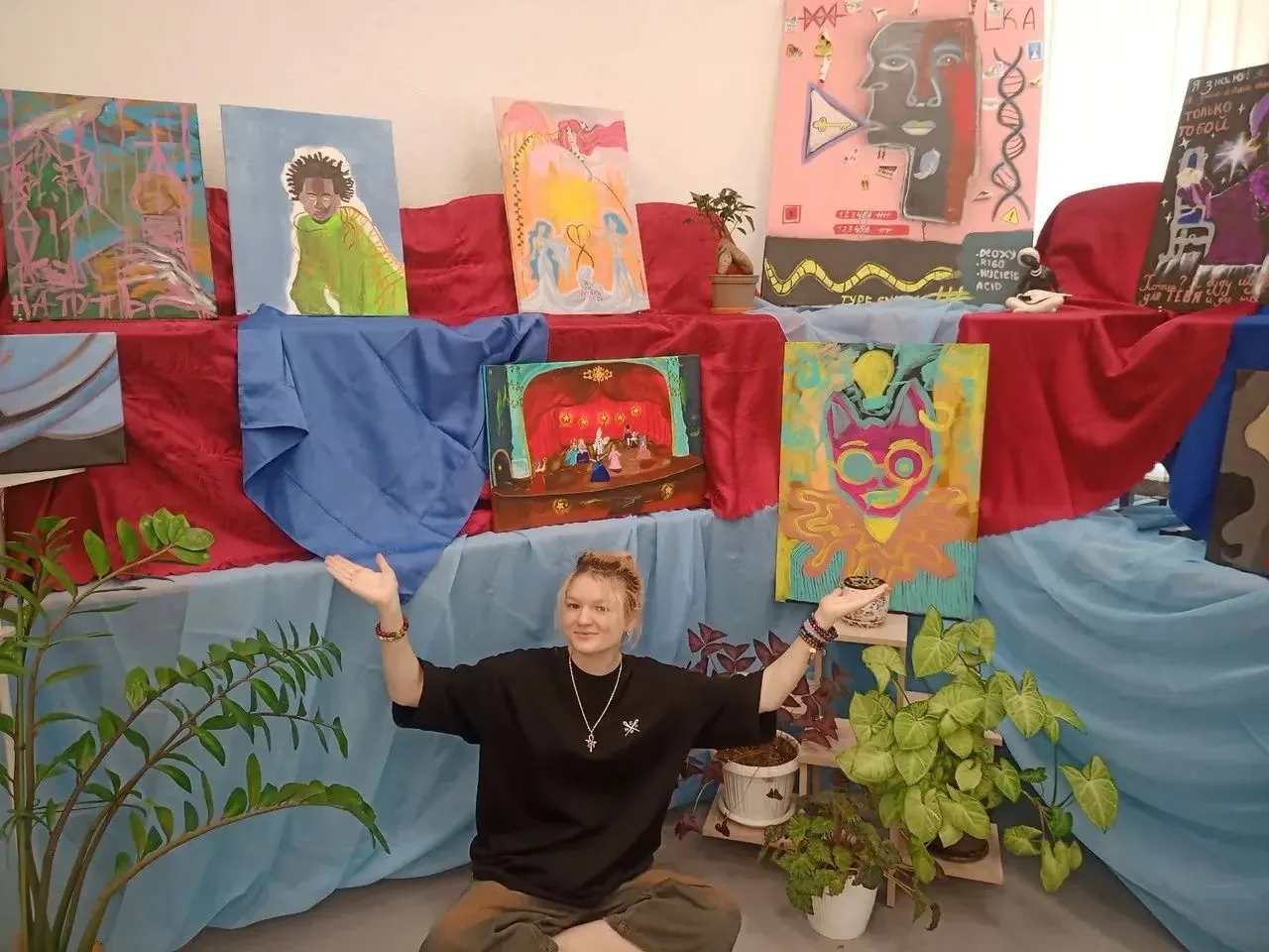Сегодня в нашем училище — настоящая находка для ценителей искусства! 🖌️Представляем вы...