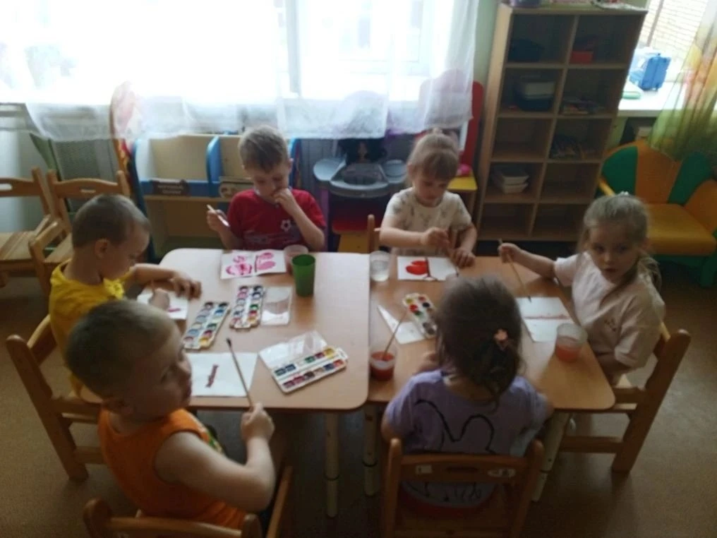 В  средней группе "Б"  по теме недели "Насекомые" итоговым мероприятием стала викторина...
