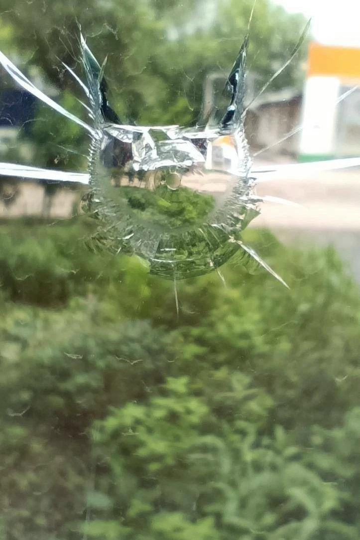 😱🔫 Неизвестные обстреляли квартиру в микрорайоне Южный в Перми