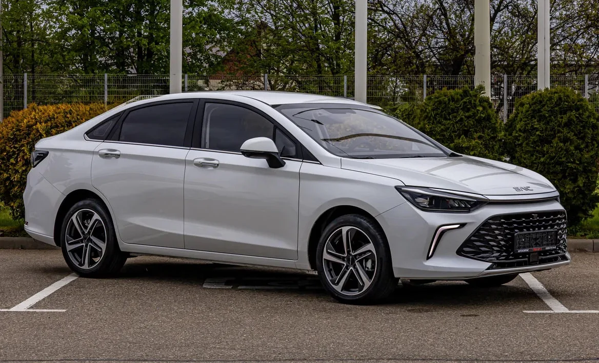 BAIC U5 Plus подешевел почти на 400 тысяч рублей

Компания BAIC снизила цены на седан U5 Plus в Росс