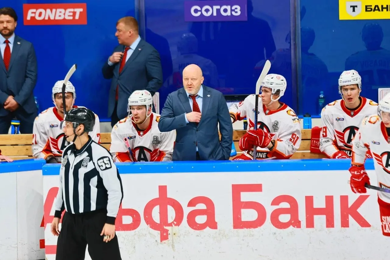 👋 #СпасибоЗаСезон Автомобилист   Оценка: 2  Имея финансирование на уровне топ-команд  КХЛ,  мощнейши