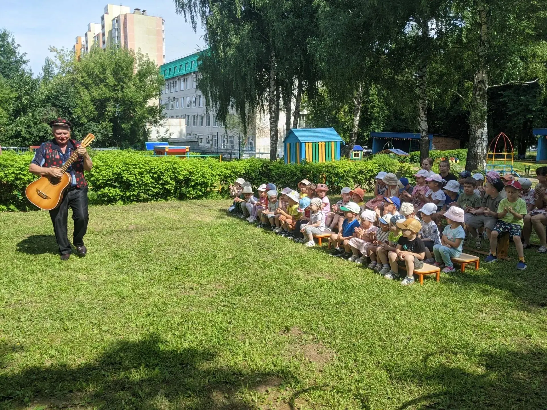 Для воспитанников состоялось яркое творческое развлечение. К нам в гости пришел удивительный гость —