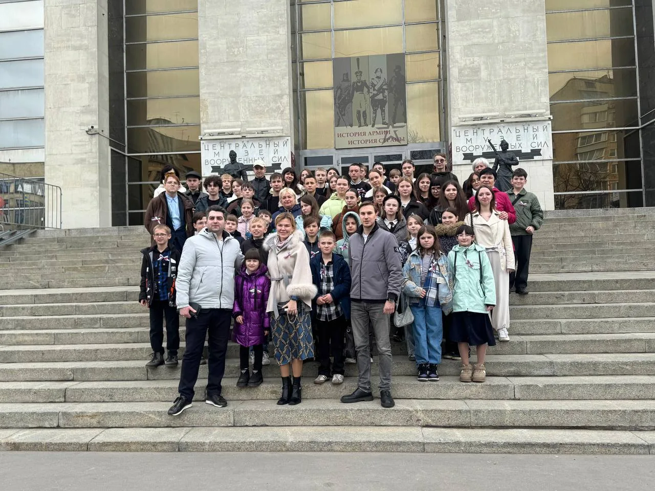 28 марта фонд «Подари тепло детям» провёл «День добрых встреч» на территории Центрального музея Воор