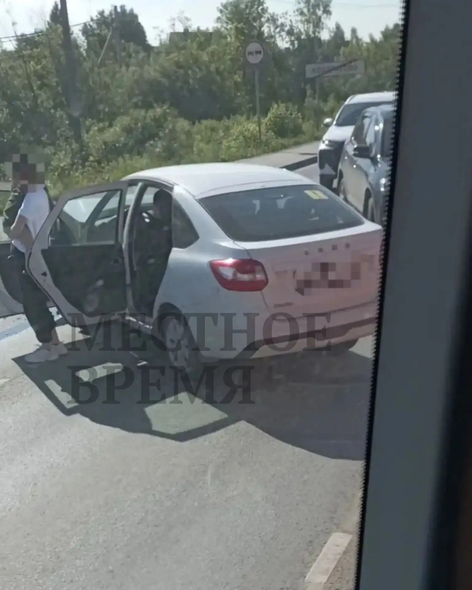 В Кондратово на улице Суворова жёсткое ДТП

В аварию попало сразу несколько машин, одна улетела в кю