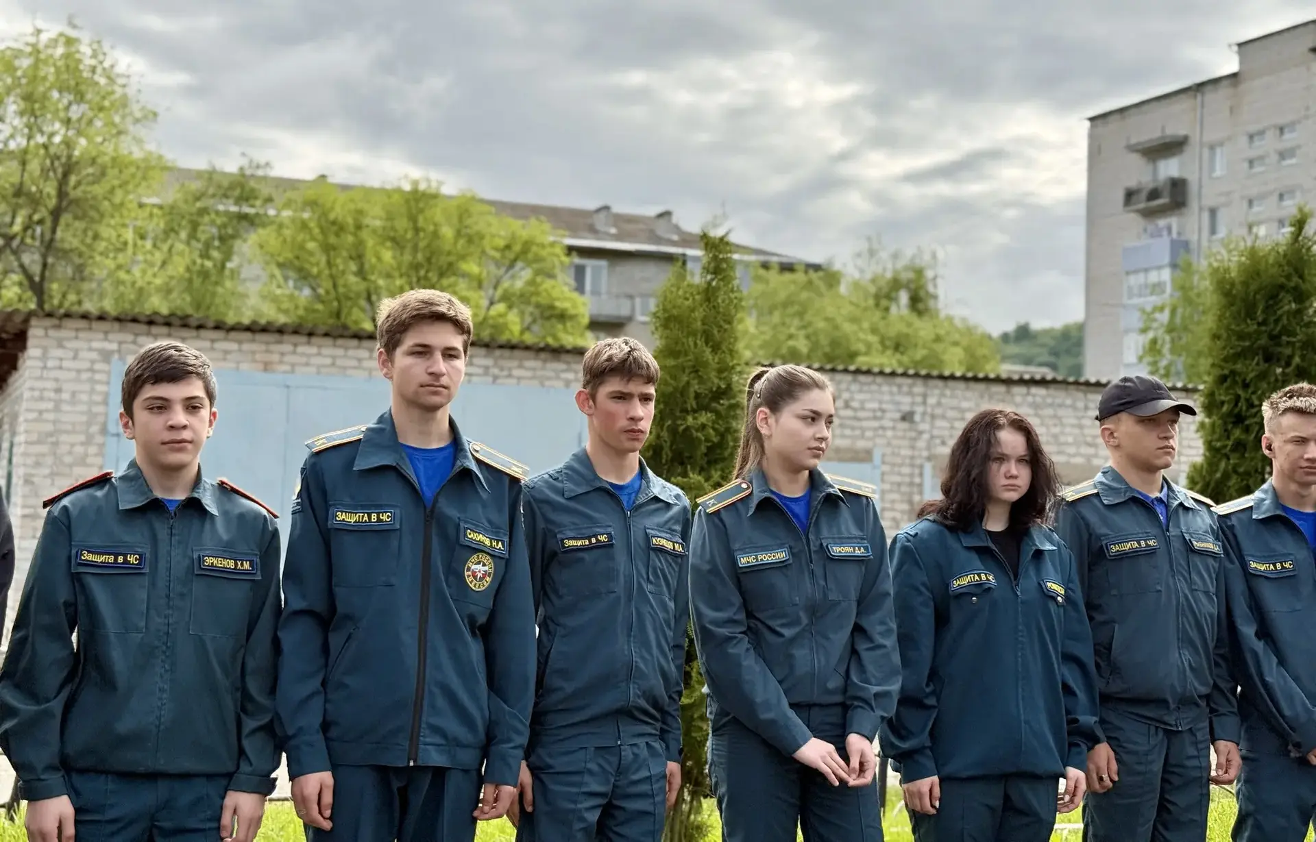 🔔Линейка в честь начала последней недели мая прошла 25.05.2026 г. в Медногорском филиале КЧР ГБПОО М