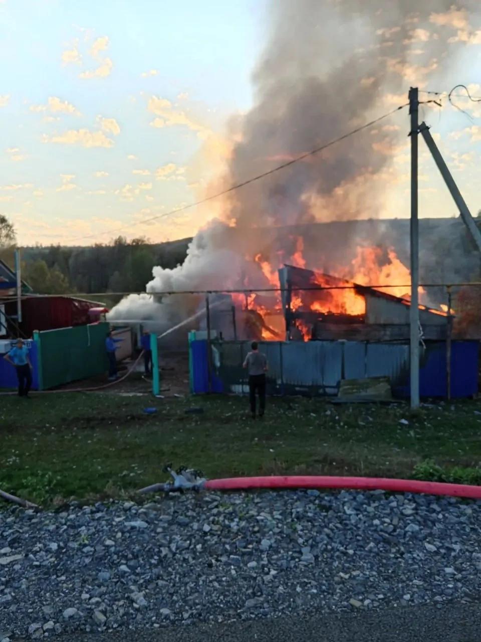 🔥 В селе Верхние Чершилы пожар едва не уничтожил жилой дом