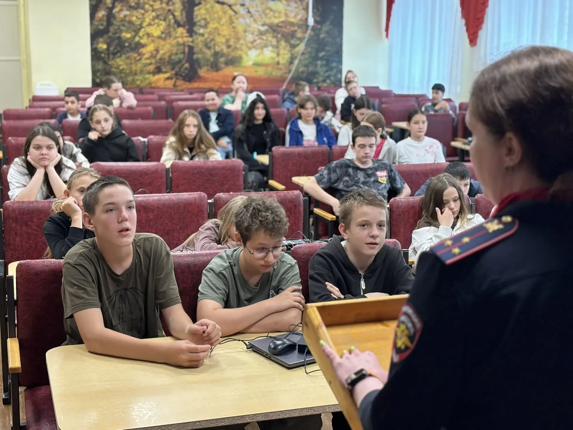 🚦Безопасность на дороге — это важно!

📍В рамках школьного лагеря в гимназии прошла очень полезная 
