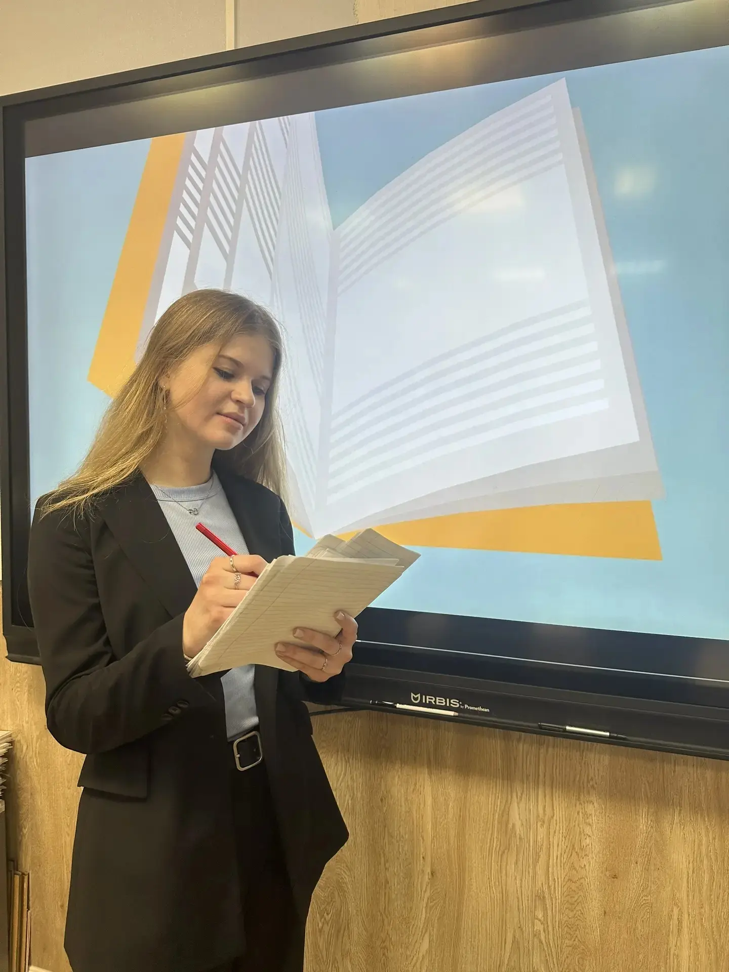В школе прошла неделя русского языка и литературы 🖋️  📖 Воронина Оксана Евгеньевна, Крякова Елена Ал
