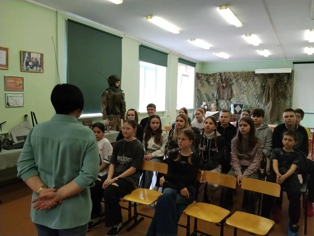 Учащиеся 7 «А» класса побывали на уникальной экспозиции «Музей на ладони», развернутой на базе МБУ Д