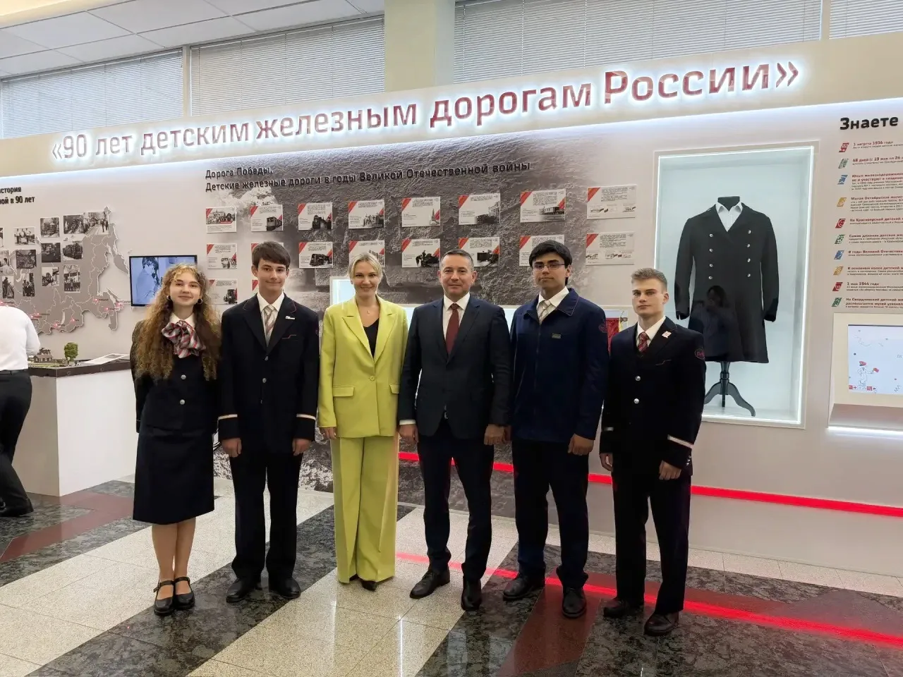 🚂 В Госдуме открылась выставка «90 лет детским железным дорогам России», посвящённая одному из самы