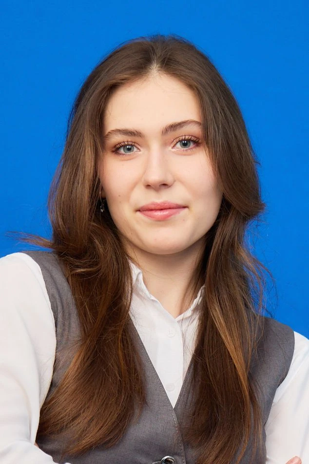 Поздравляем наших высокобальников ЕГЭ! Смолянец Полина набрала по математике 82 балла!
Это невероятн