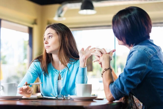 🚫 Токсичная подруга: когда дружба превращается в драму.