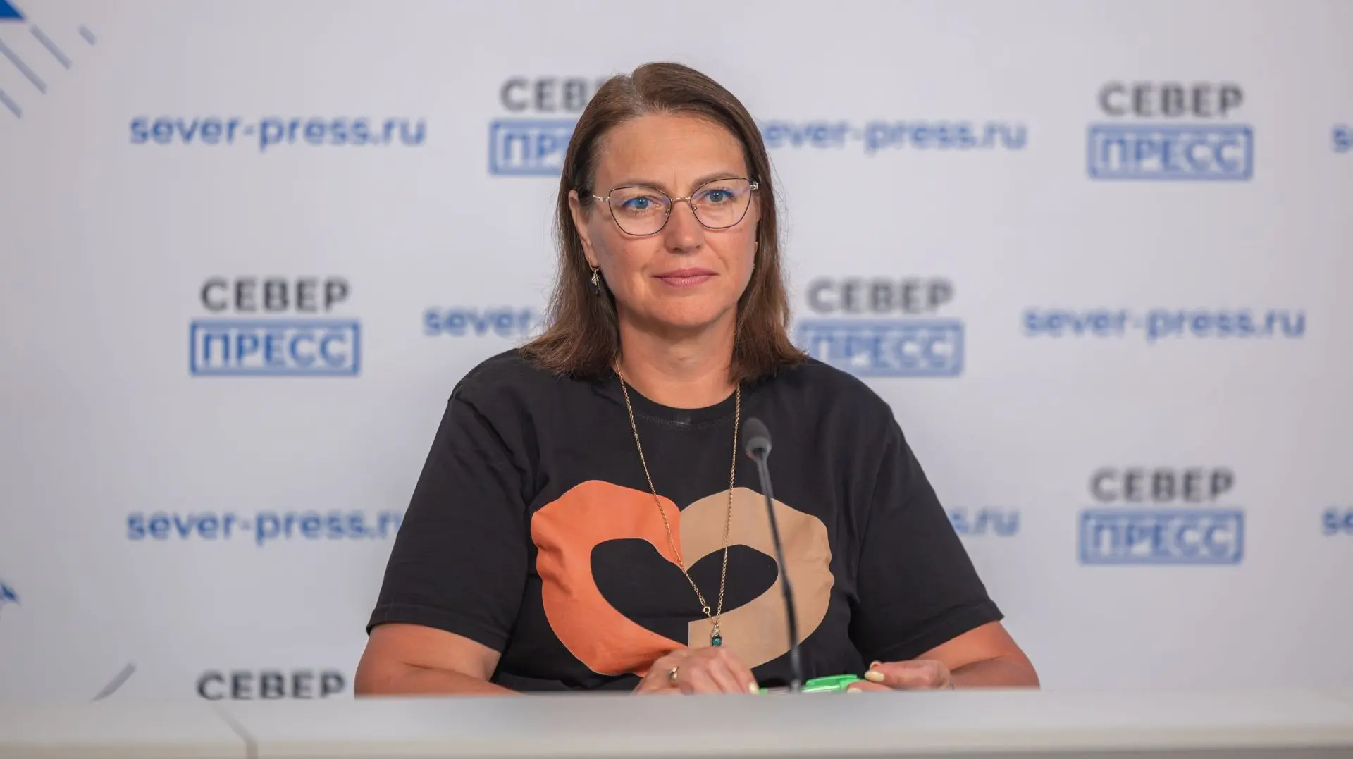 МФЦ Ямала подводит итоги полугодия в профессиональный праздник