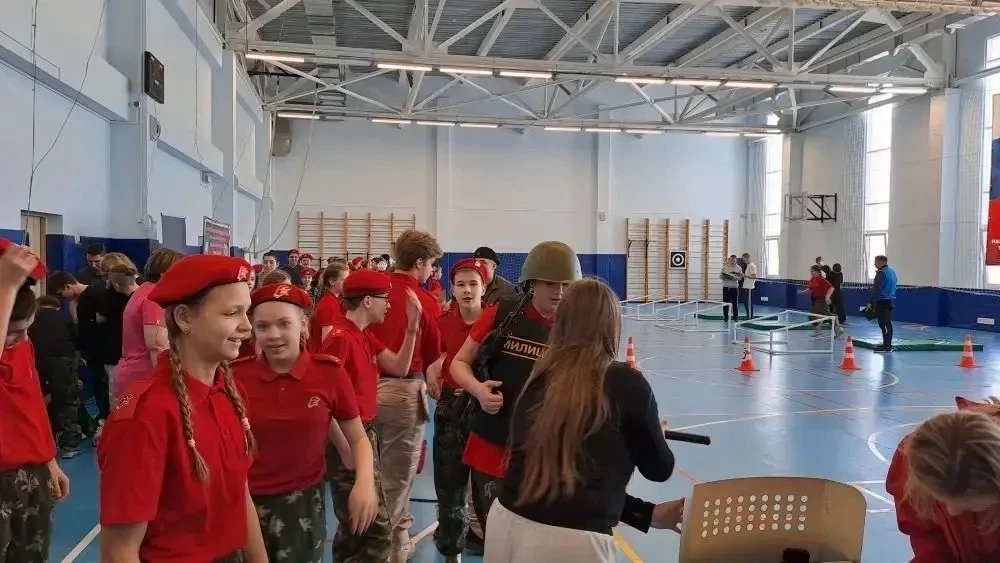 💪🇷🇺«Я-Патриот» на высоте в гимназии Подольских курсантов!  Сегодня, 21 марта, наш отряд принял участ