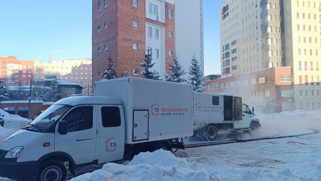 ⚒️Ремонт на Славянской (обновлено)  👷🏻‍♂️3 ремонтных бригады и 6 единиц техники задействованы сегодн