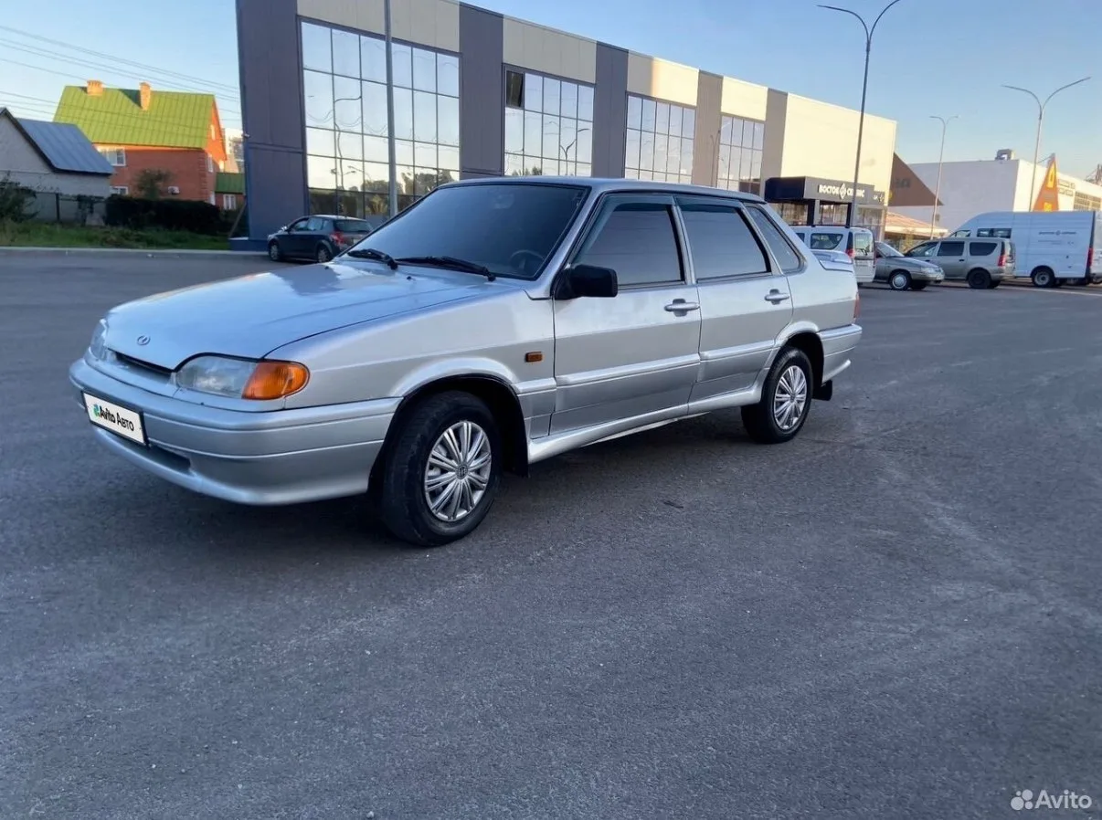 Продам ваз 2115,2004 г.по двигателю коробке ходовке нариканий нет!сел поехал!дно,пороги...