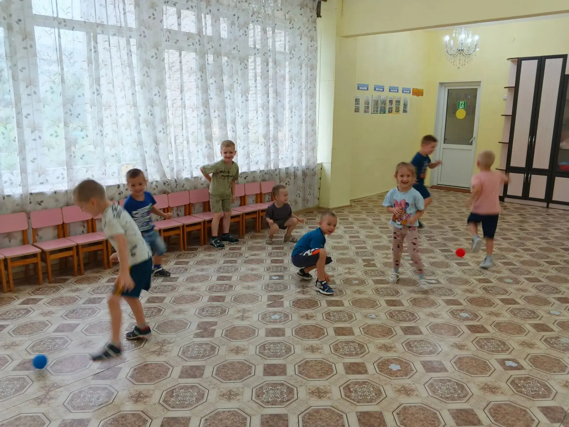 В нашем образовательном центре  прошли "Игры народов мира". Дети познакомились  с  играми "Лиса и со