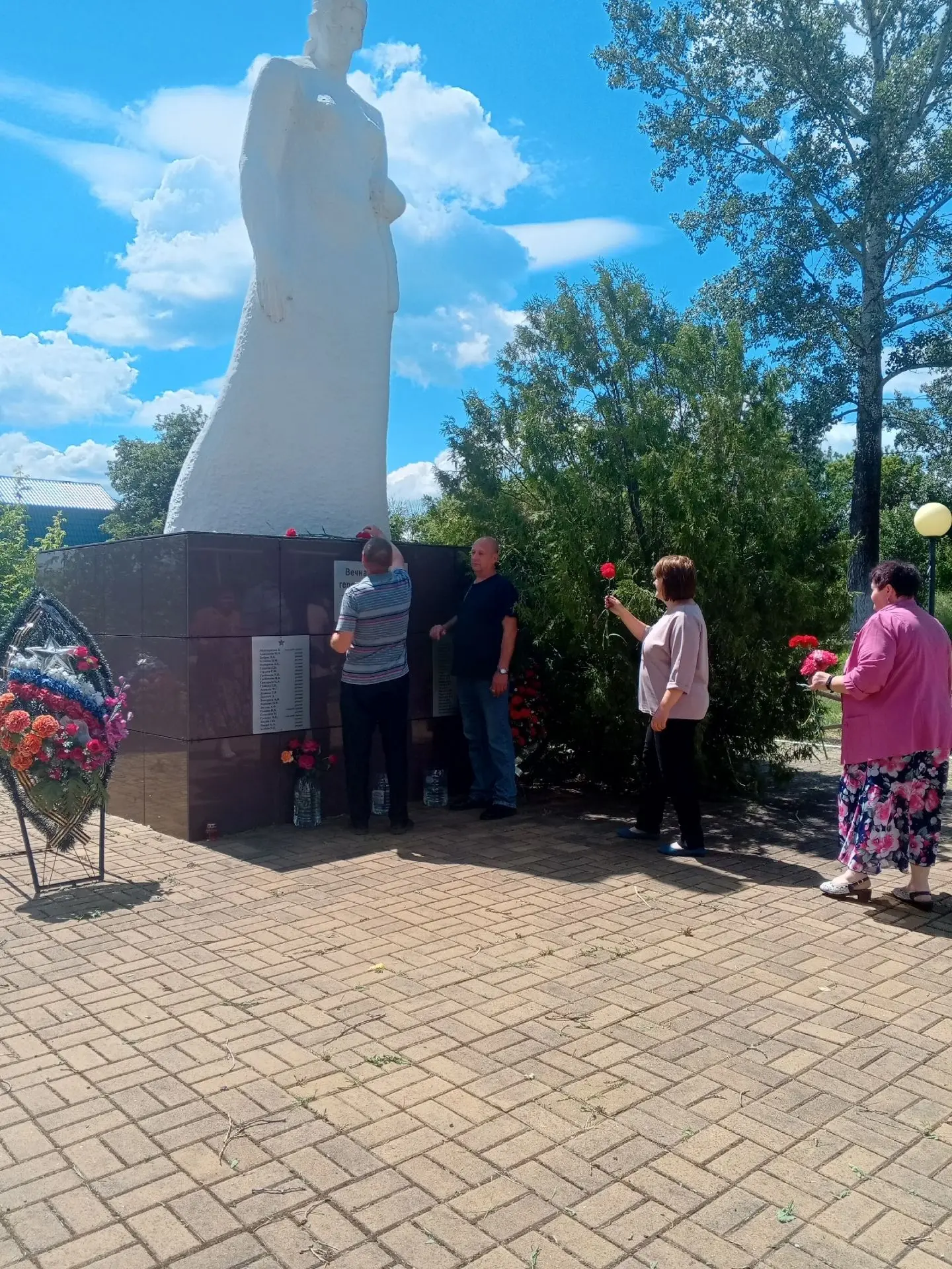 22 июня — одна из самых трагических дат в истории нашей страны. В День памяти и скорби мы вспоминаем