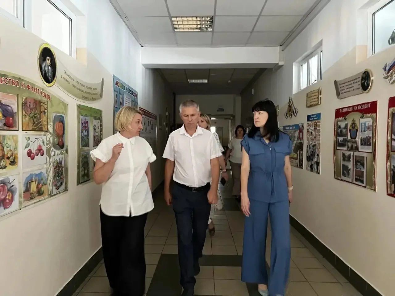 Уважаемые педагоги, учащиеся школы и дорогие родители!

Сегодня наша школа успешно прошла важную про