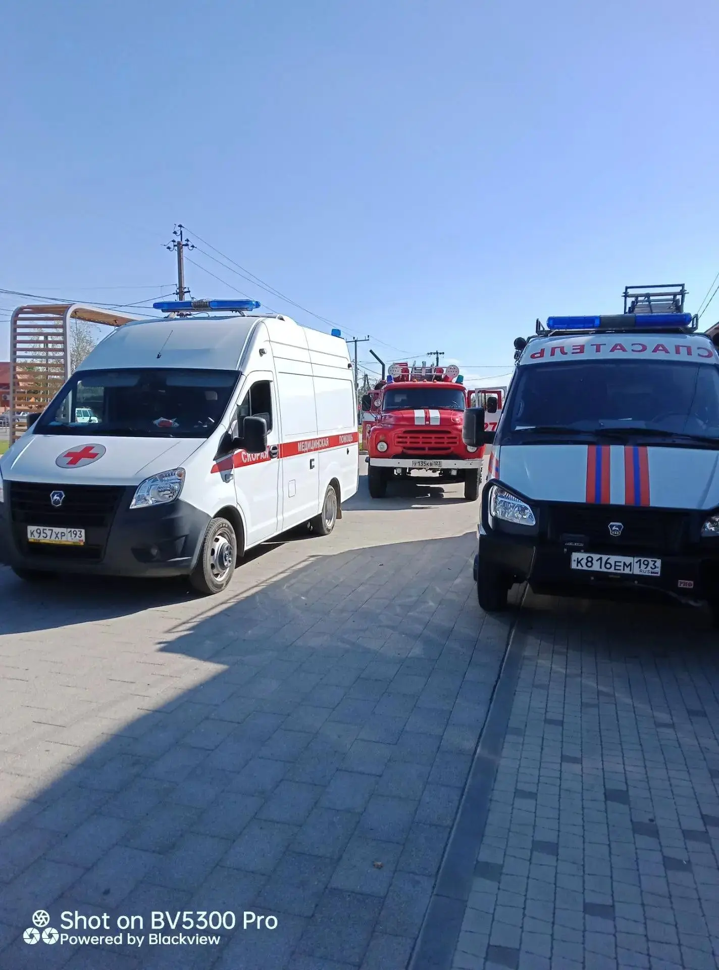 Что происходит в городе? Почему постоянно эвакуируют 3 школу? Так теперь ещё и садики.....
