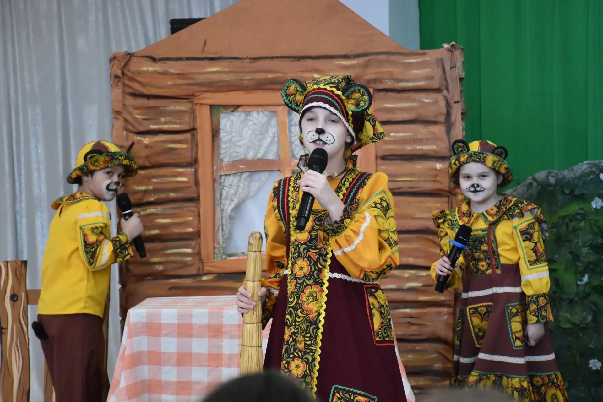 ✨ Центр досуга «Сибирь» продолжает радовать юных зрителей! ✨