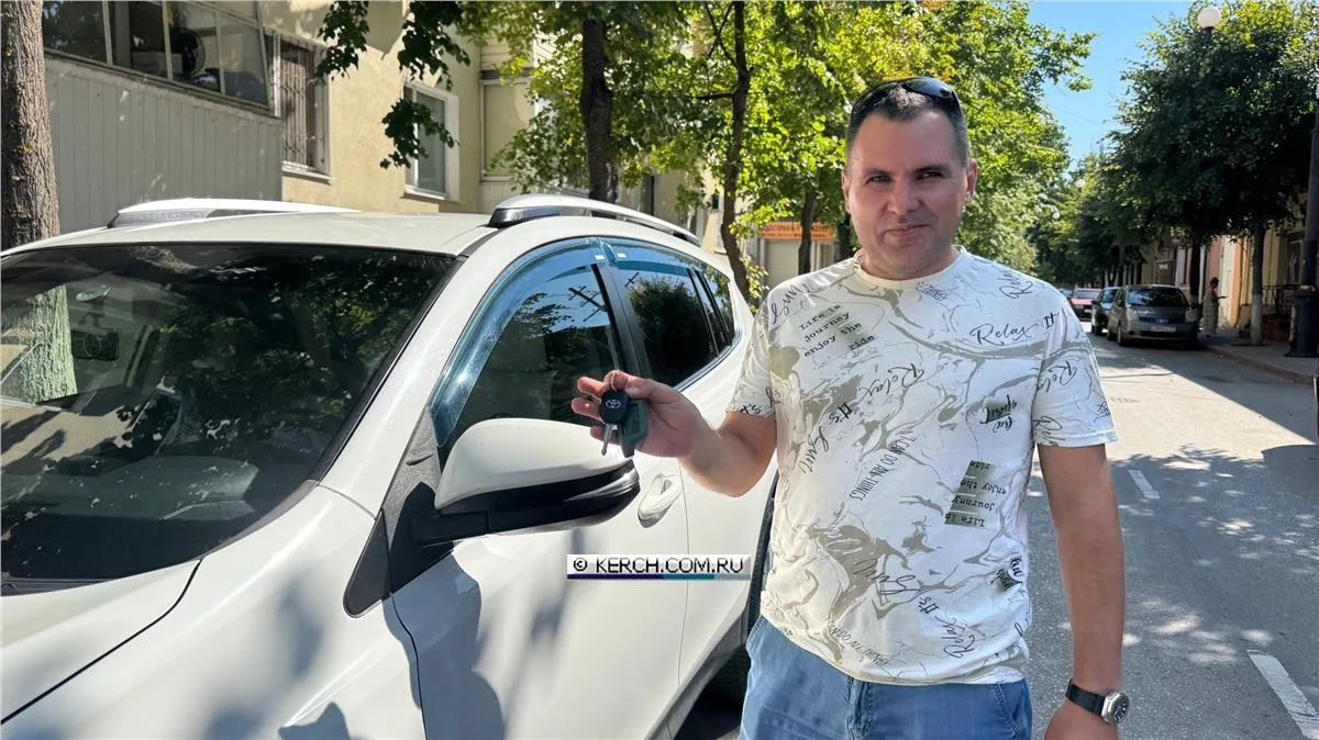 Бюро находок Керчи: найден владелец ключа от авто

Ключ от машины "Тойота" с брелком сигнализации пе