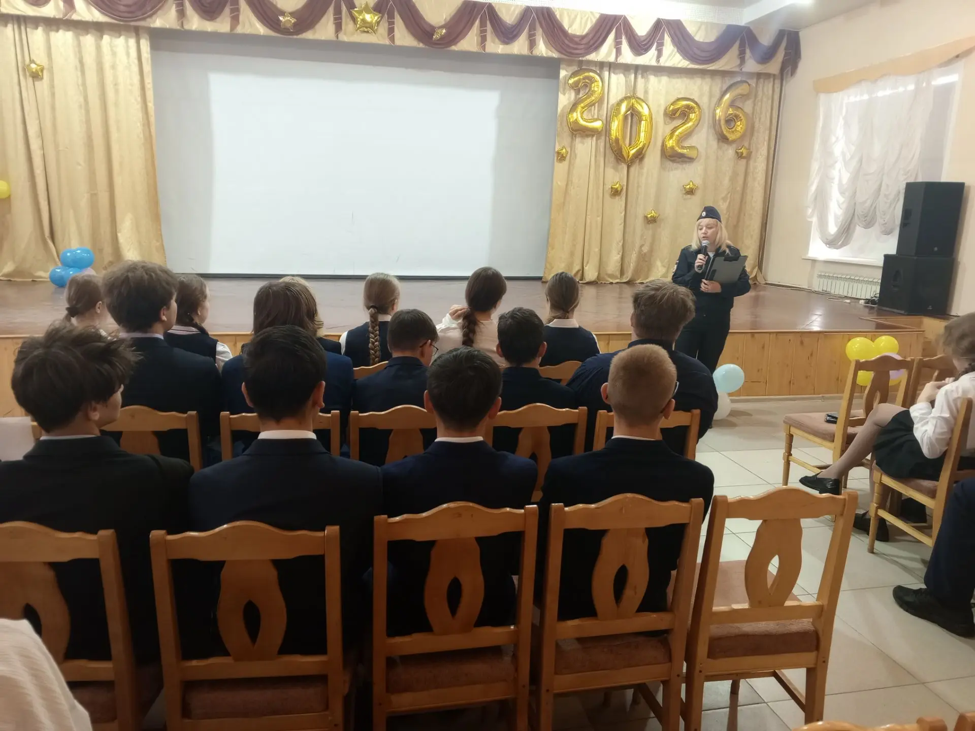 В рамках проведения месячника "Экстремизму-нет" сегодня в гимназии прошли лекции для 7-...