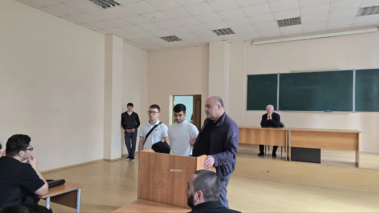 🏫 В СКГМИ состоялось организационное собрание бойцов студенческих строительных отрядов, посвящённое 