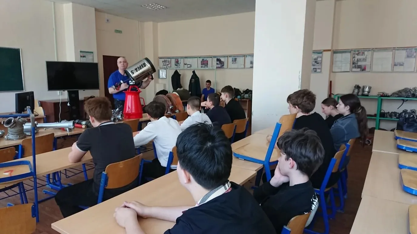 ➡ ПРОФОРИЕНТАЦИЯ   📌 26 марта обучающиеся 8 класса посетили ГБПОУ МО "Электростальский колледж". Для