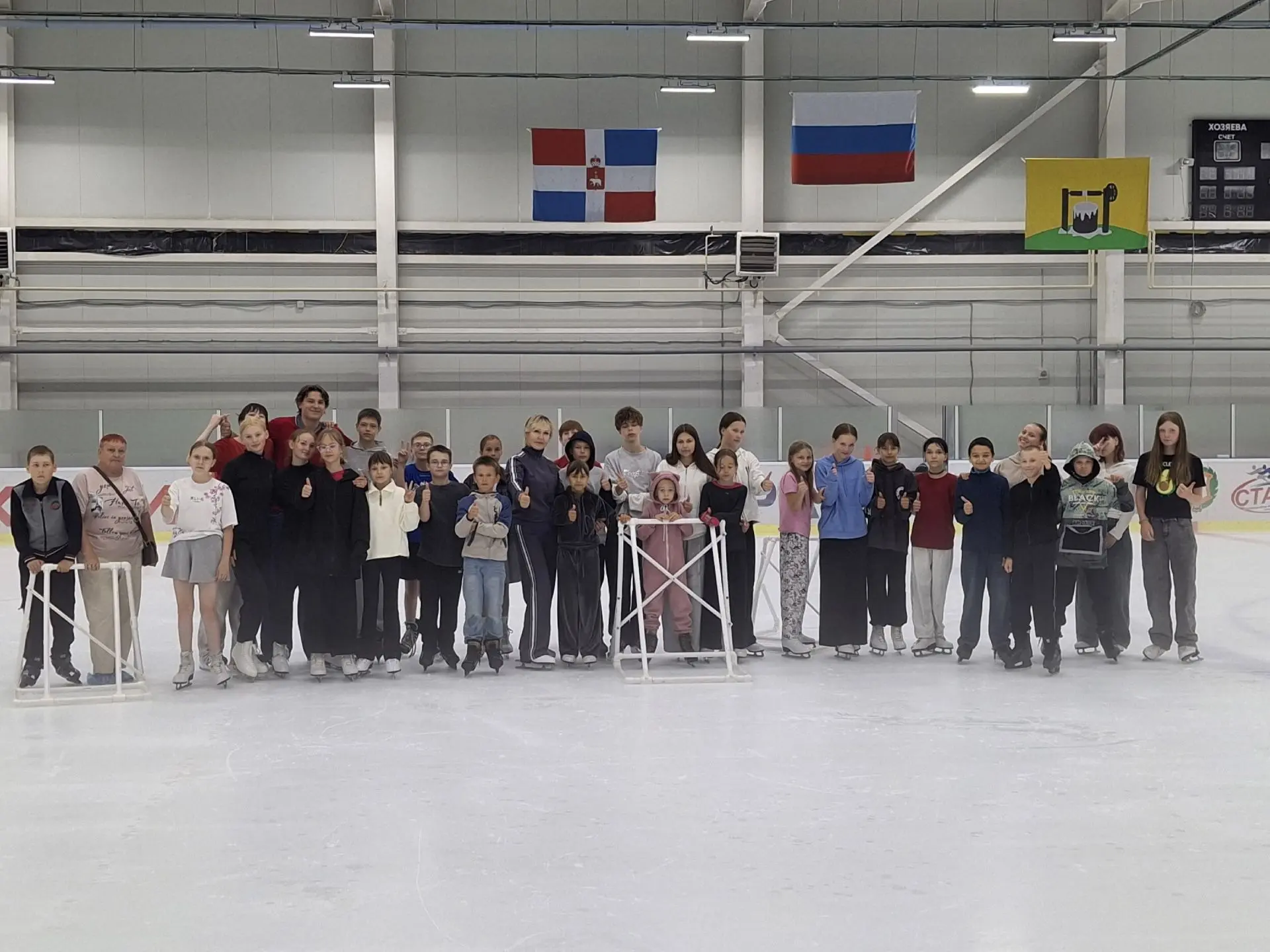 🌞Когда лето встречается с зимой!🌞
 Ребята школьного летнего лагеря дневного пребывания провели вре