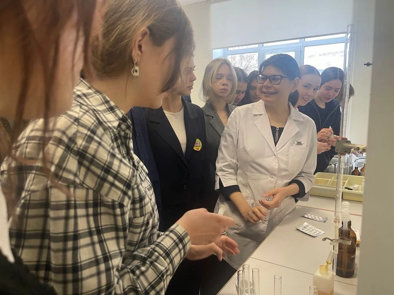 Неделю науки для школьников, которую проводят центры дополнительного образования ПИМУ «ДНК им. П. К.