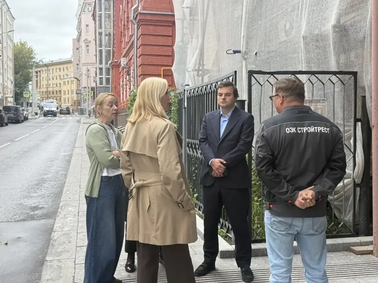 🔎 В Тверском районе проверили ход капитального ремонта