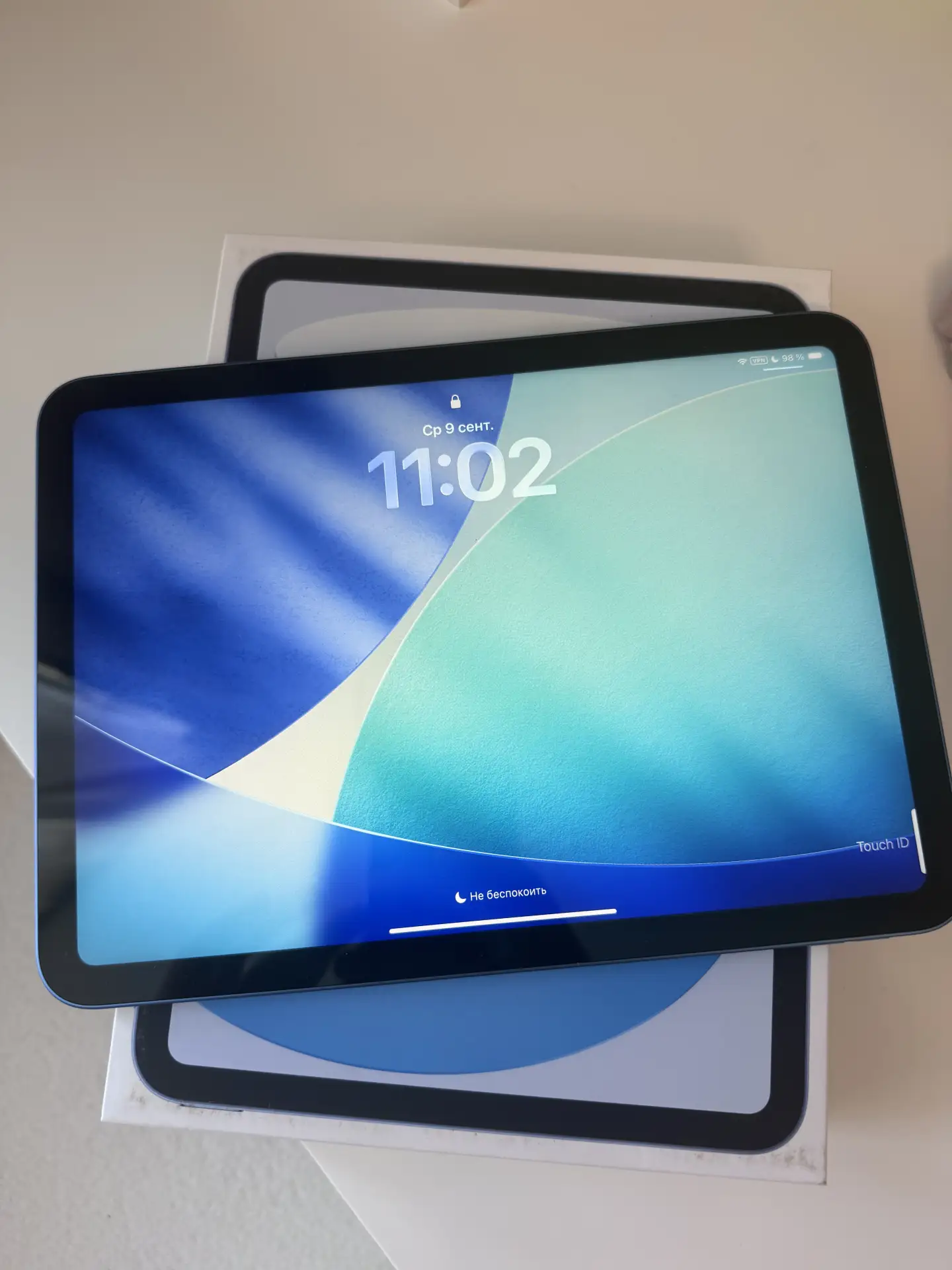 Поздравили сына с началом учебного года и подарили новенький iPad 2026!