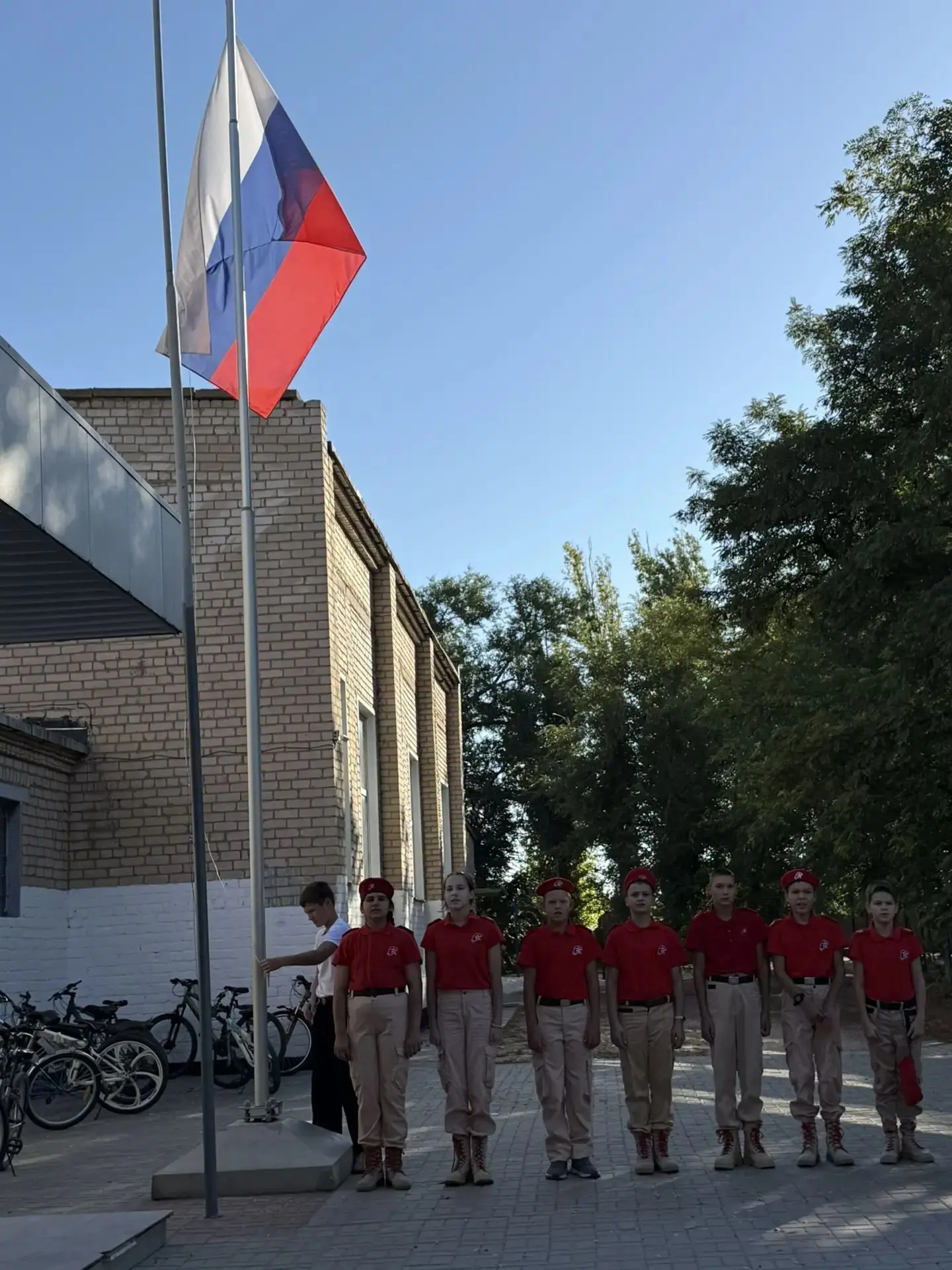✈️ Понедельник начинается с "Разговоров о важном"! 🇷🇺
