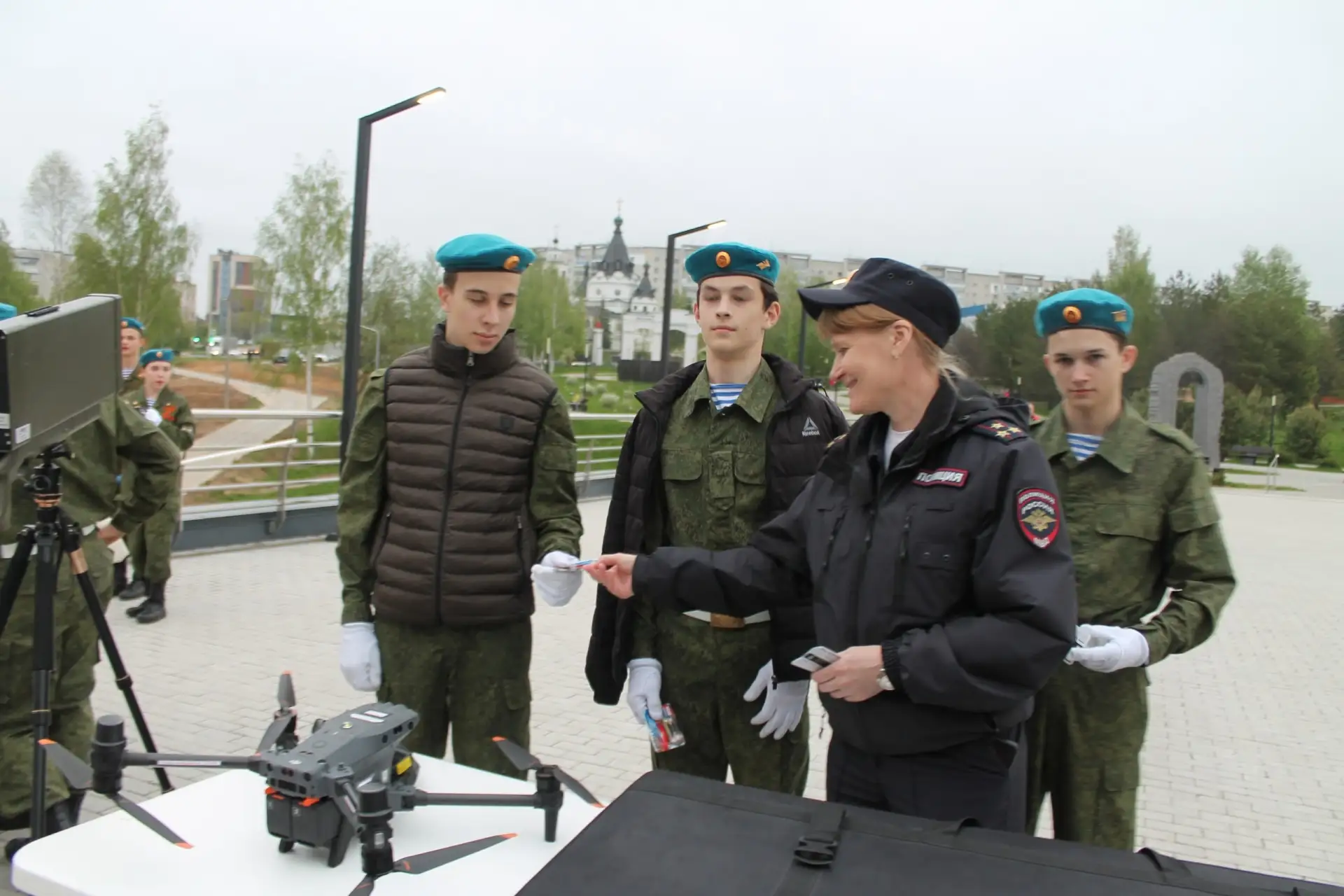 В рамках открытия регионального этапа всероссийской военно-патриотической игры «Зарница 2.0» для ста